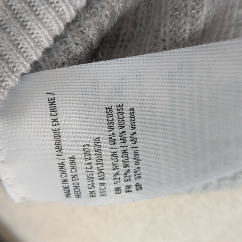 Sweater - Picture 5 of 5